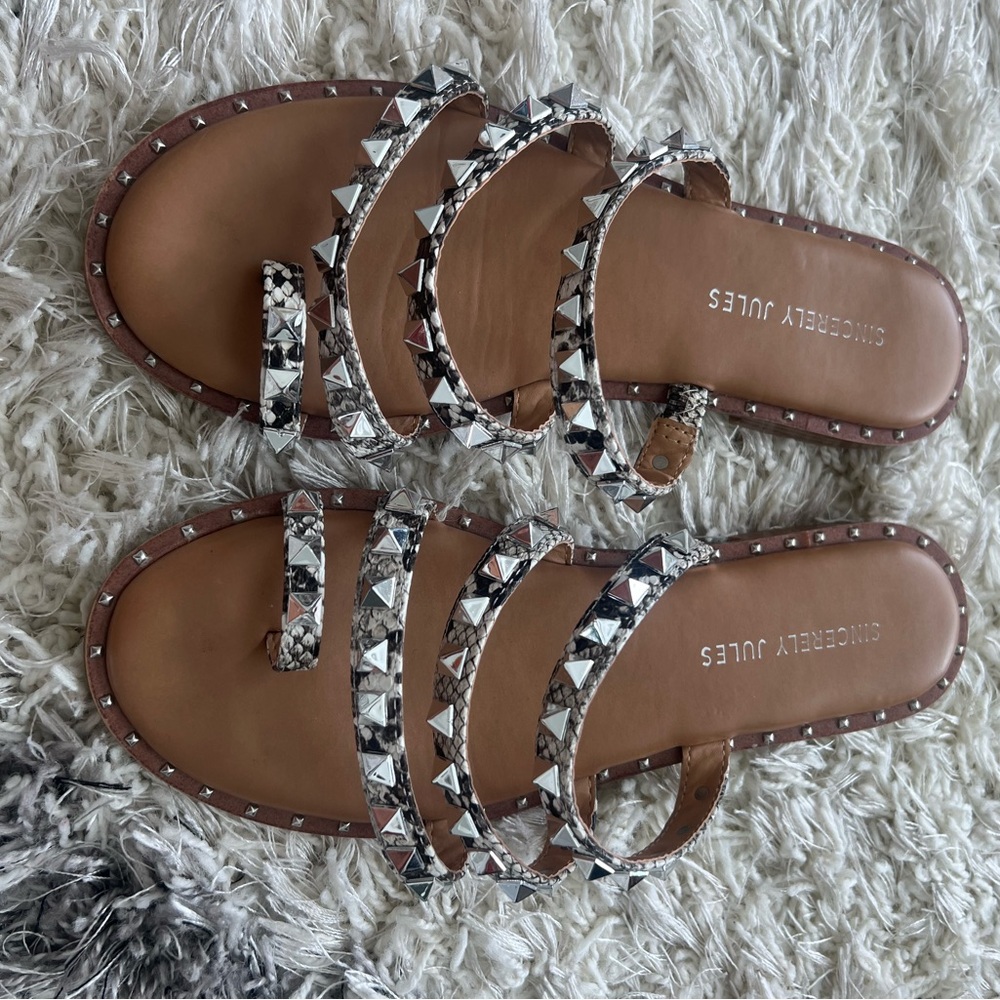Sincerely Jules snakeskin studded strappy sandal. 6.5